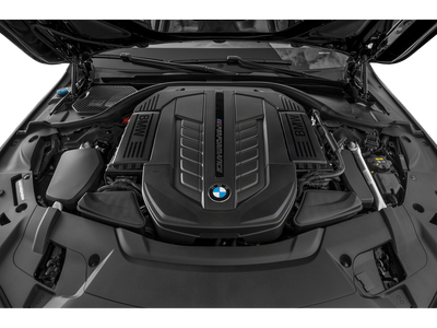 2022 BMW 7 Series M760i