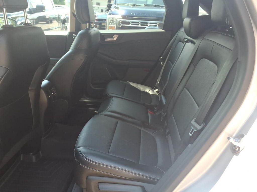 2020 Ford Escape Hybrid Titanium