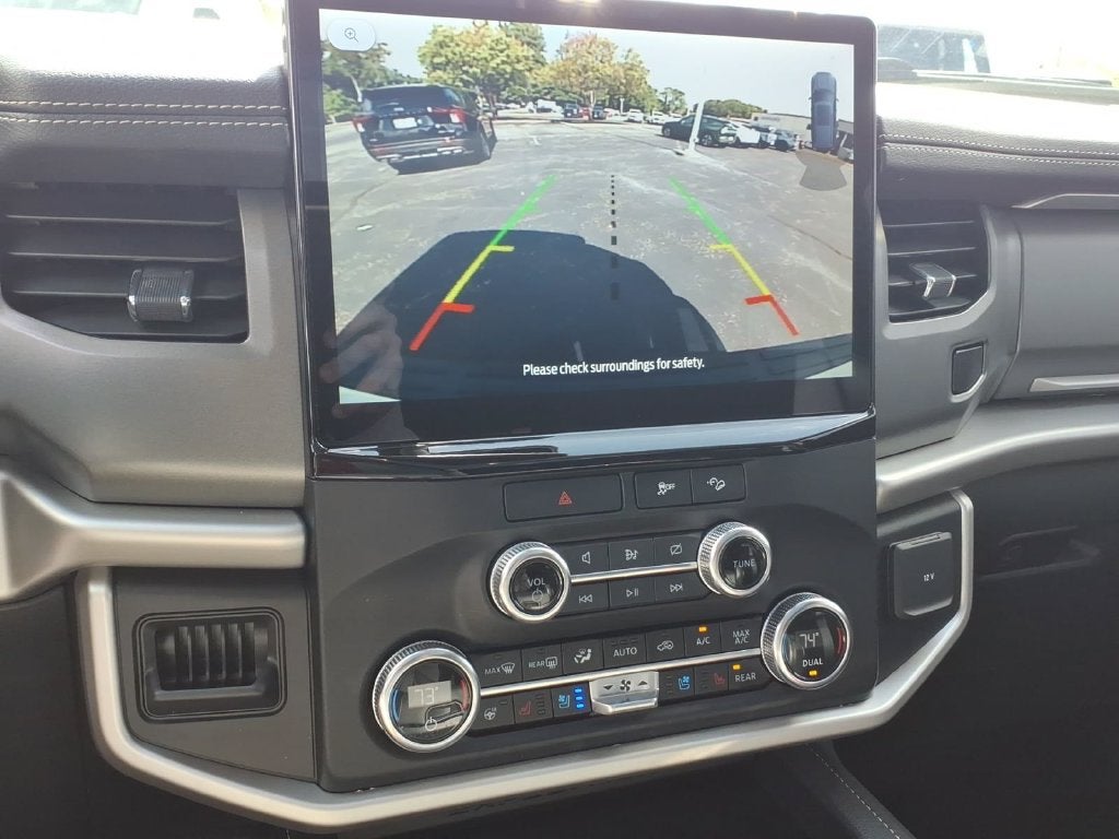 2023 Ford Expedition XLT