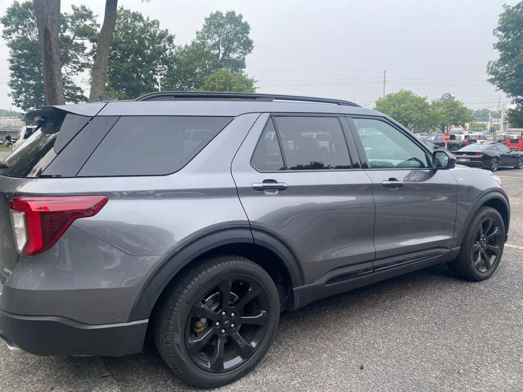 2024 Ford Explorer ST-Line