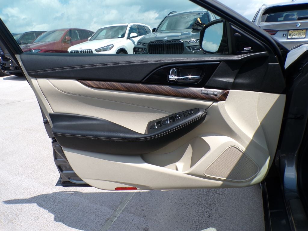 2017 Nissan Maxima Platinum