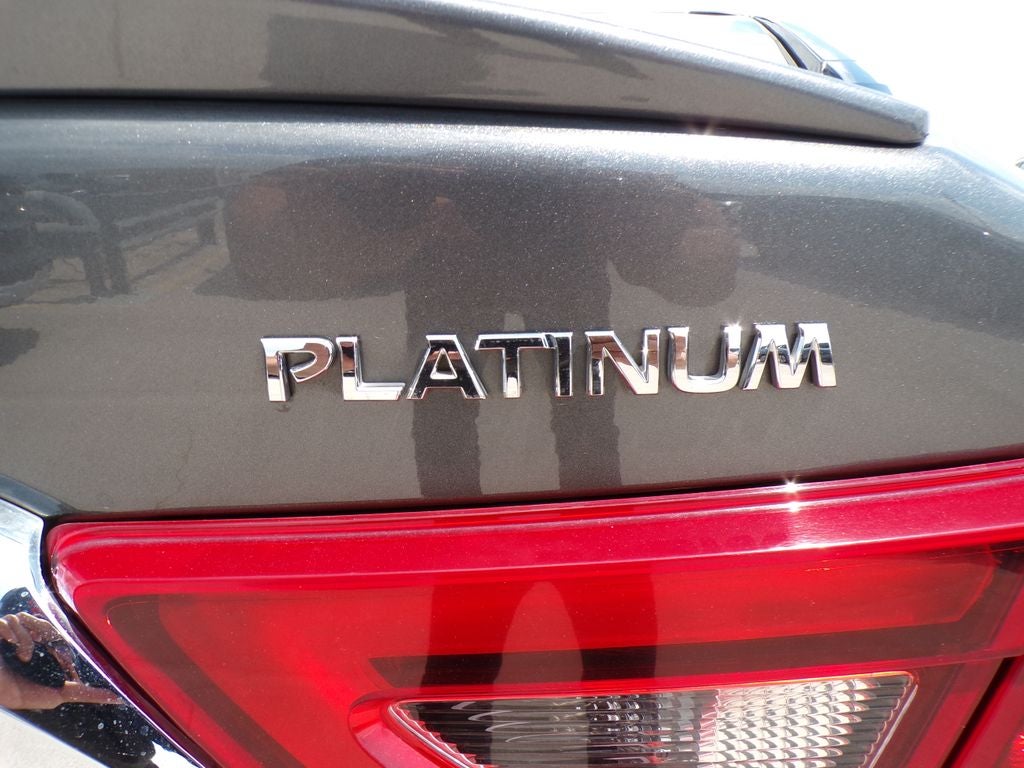 2017 Nissan Maxima Platinum