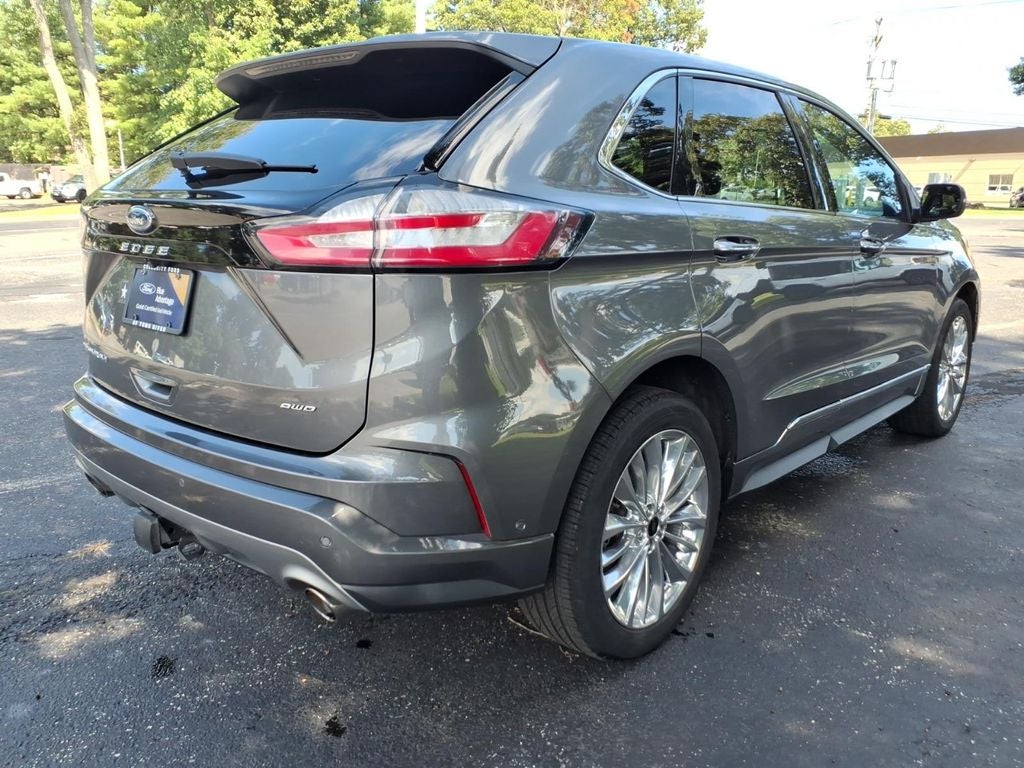 2022 Ford Edge Titanium