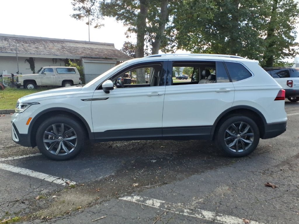 2024 Volkswagen Tiguan 2.0T SE