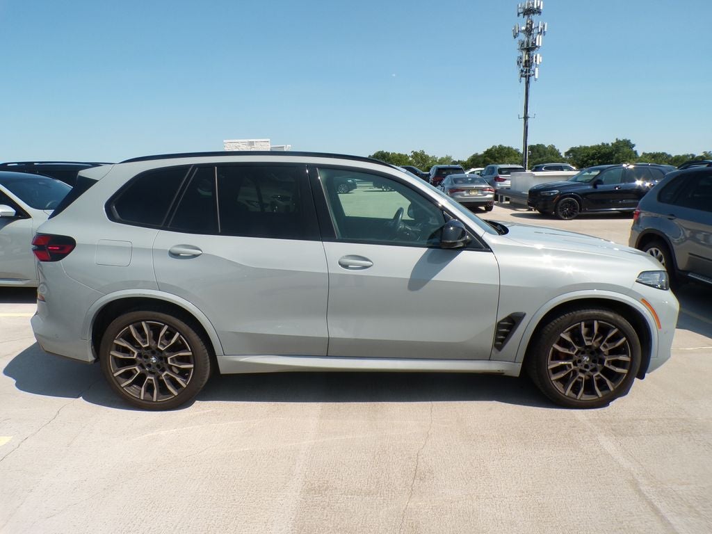 2024 BMW X5 M60i