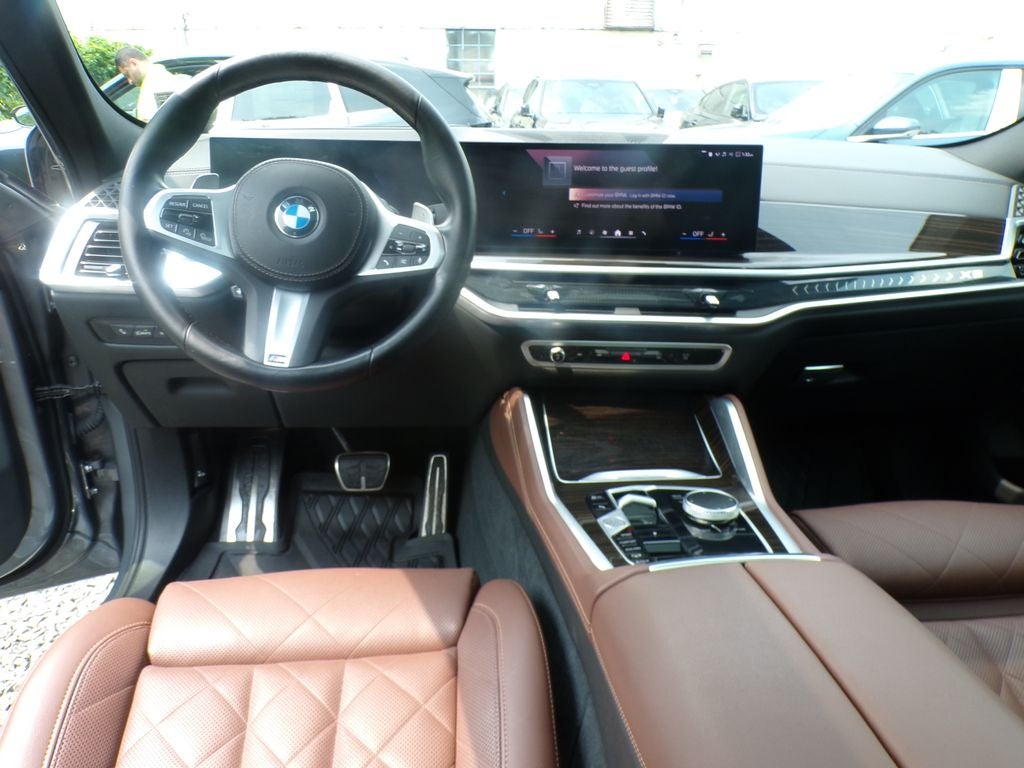 2024 BMW X6 xDrive40i