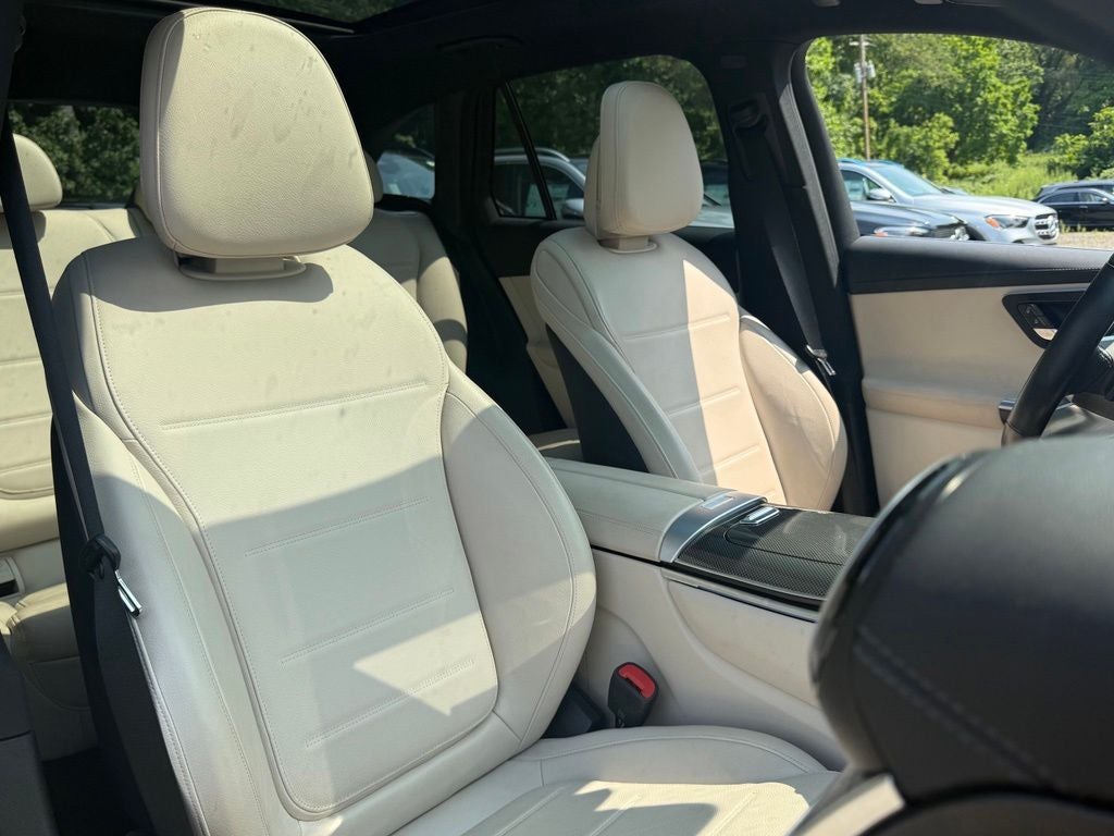 2023 Mercedes-Benz GLC 300 4MATIC®