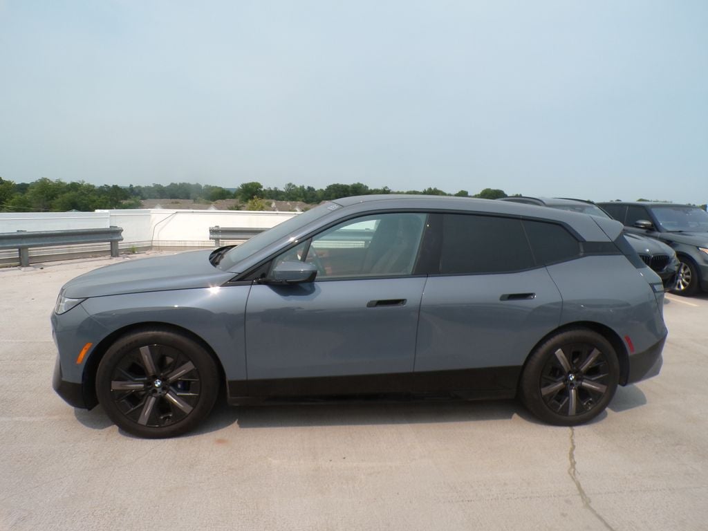 2023 BMW iX M60