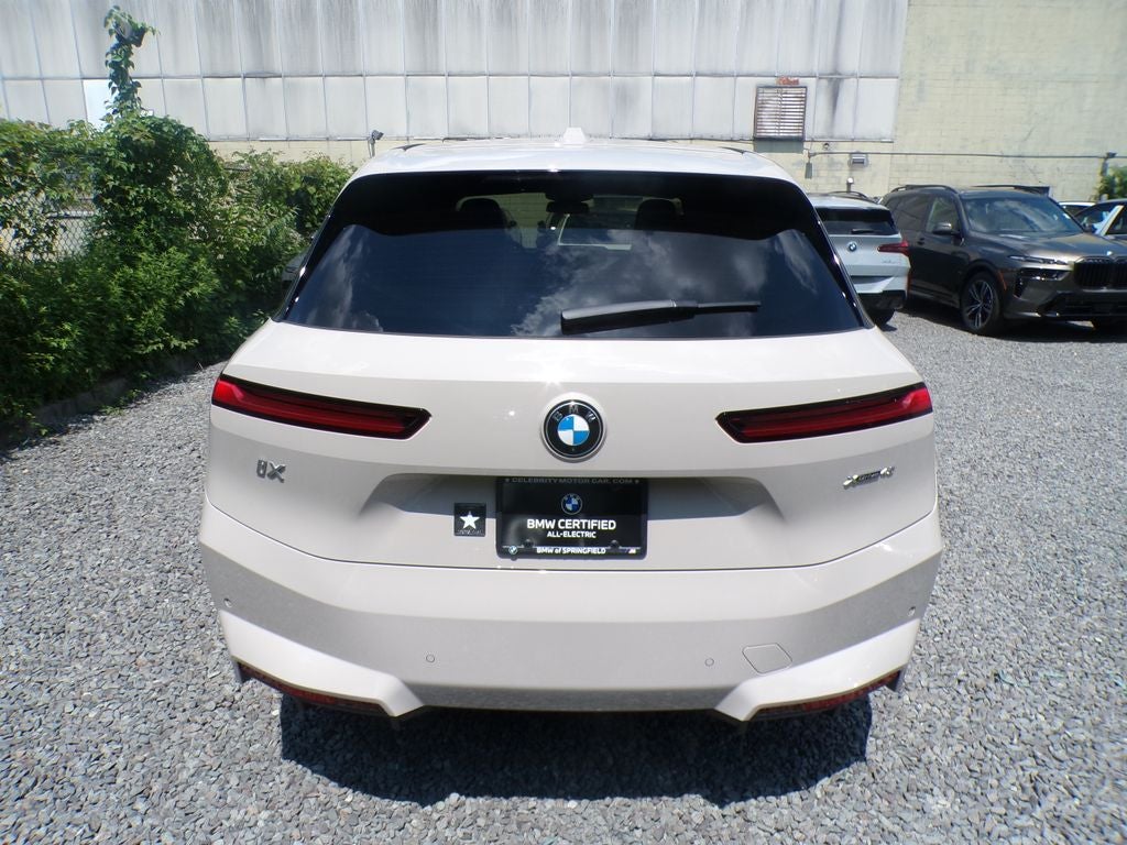 2026 BMW iX xDrive45