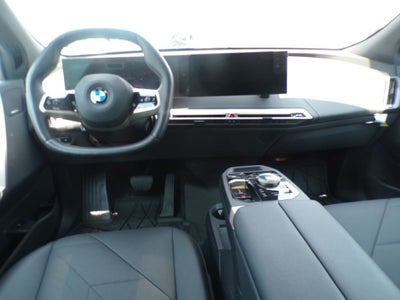 2026 BMW iX xDrive45