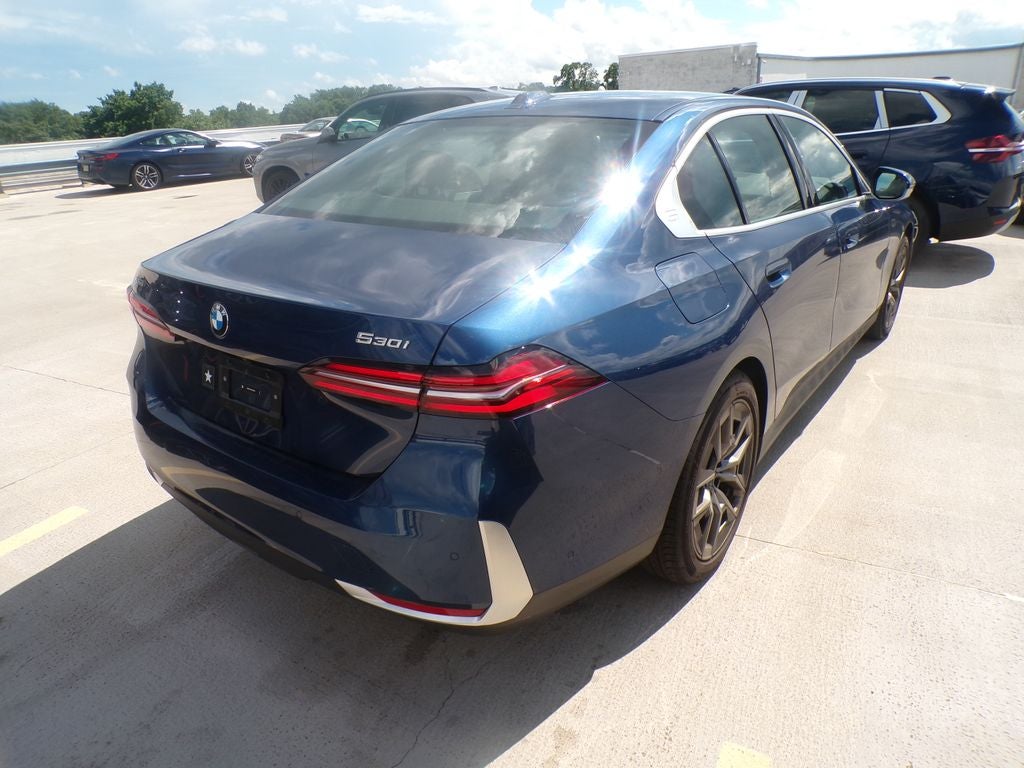 2026 BMW 5 Series 530i xDrive