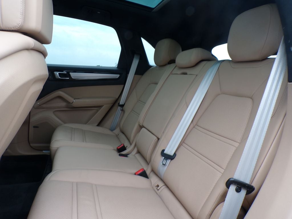 2023 Porsche Cayenne S Platinum Edition
