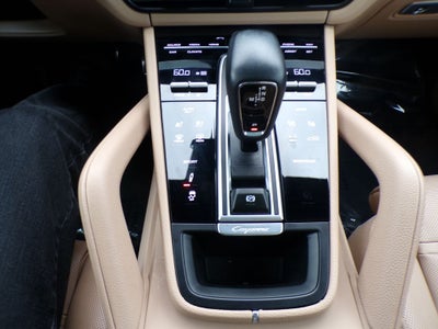 2023 Porsche Cayenne S Platinum Edition