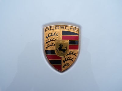 2023 Porsche Cayenne S Platinum Edition