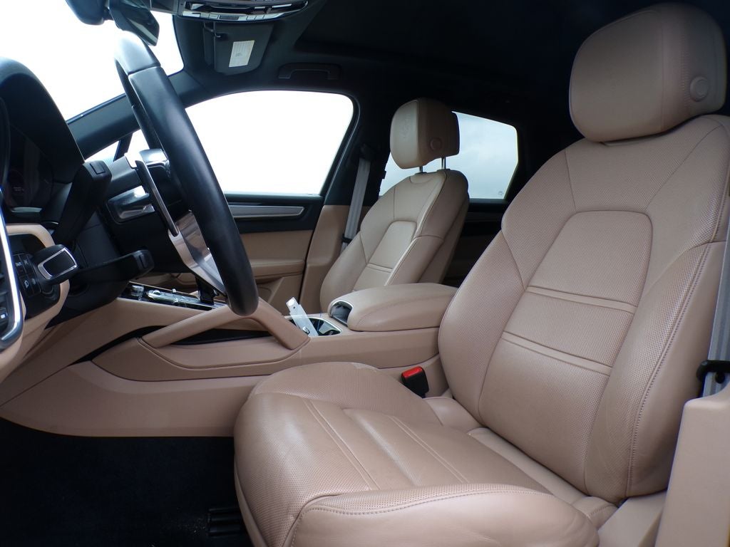 2023 Porsche Cayenne S Platinum Edition
