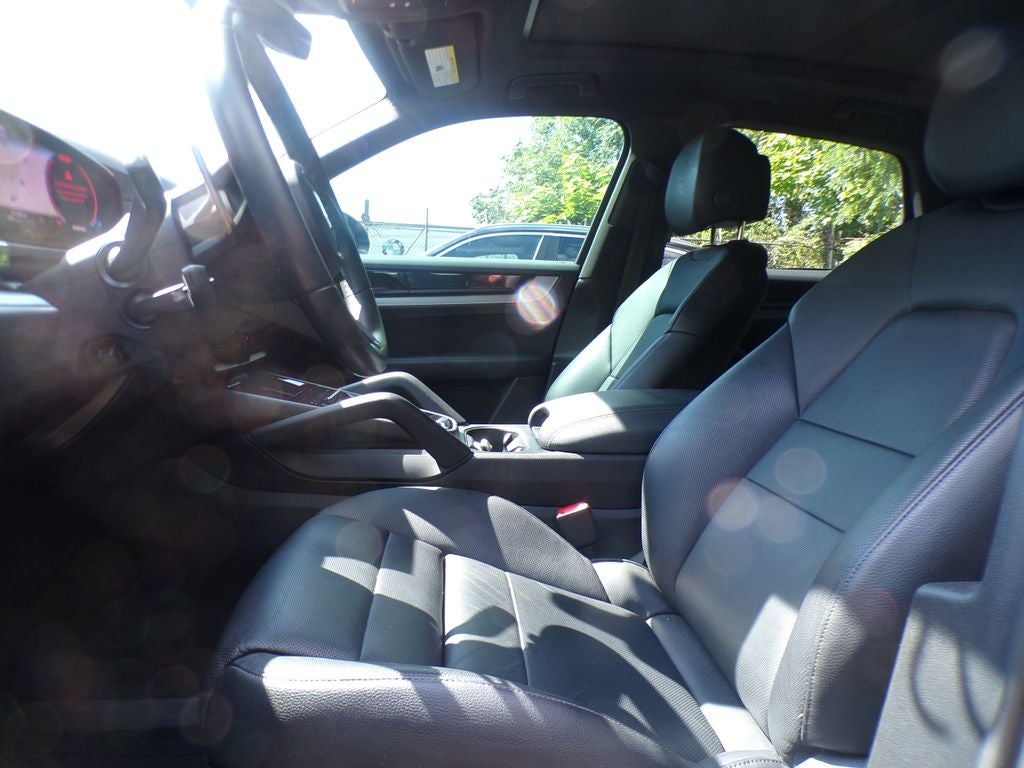 2024 Porsche Cayenne S