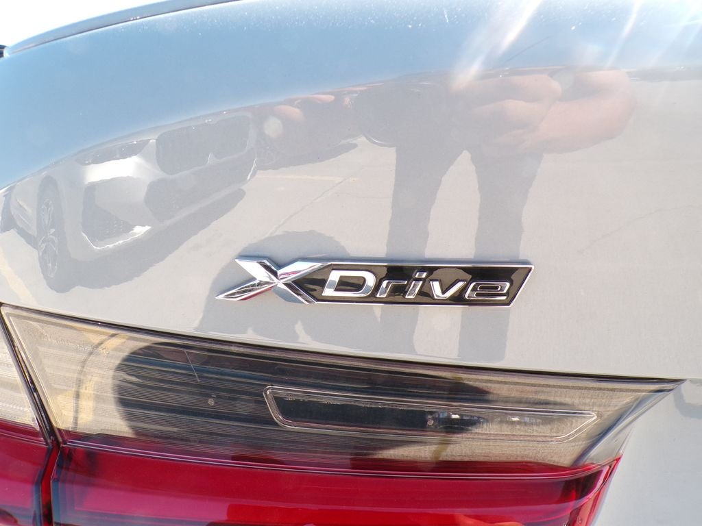 2023 BMW 330e xDrive 330e xDrive