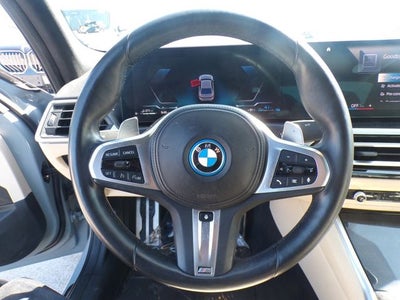 2023 BMW 330e xDrive 330e xDrive