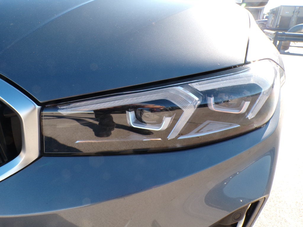 2024 BMW 3 Series 330i xDrive