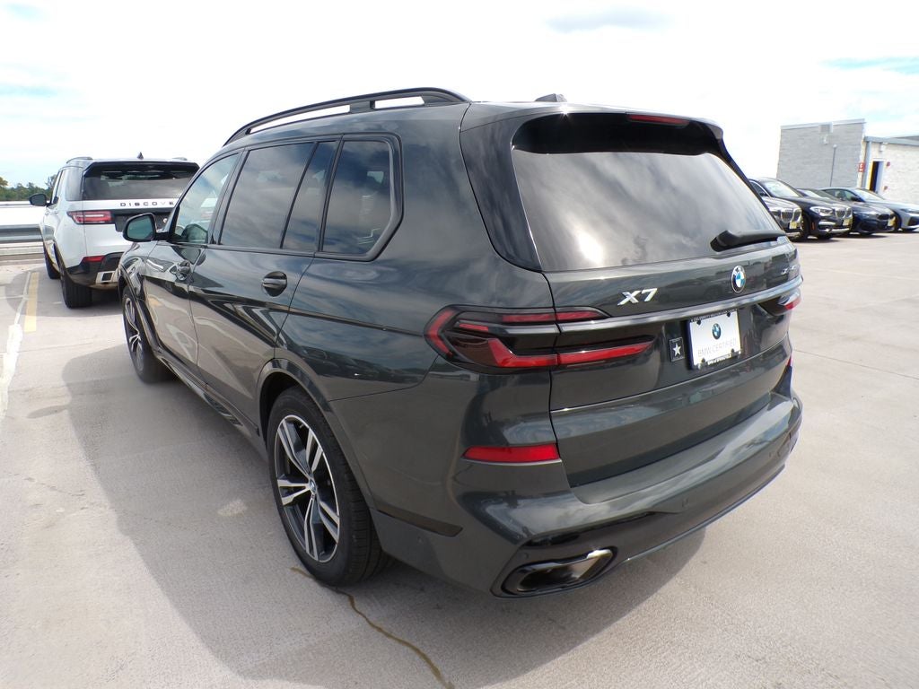 2024 BMW X7 xDrive40i