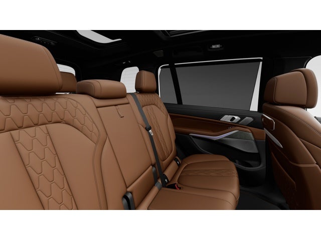 2027 BMW X7 M60i