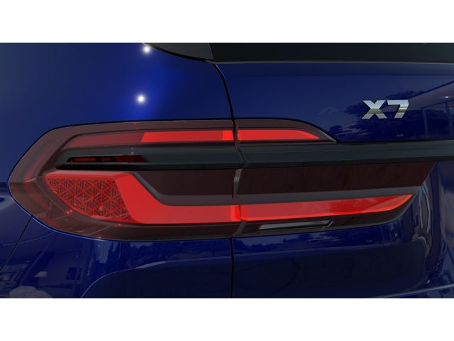 2027 BMW X7 M60i
