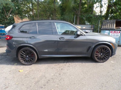 2021 BMW X5 M50i