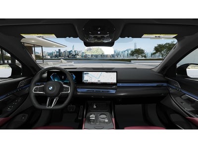 2027 BMW 550e 550e xDrive