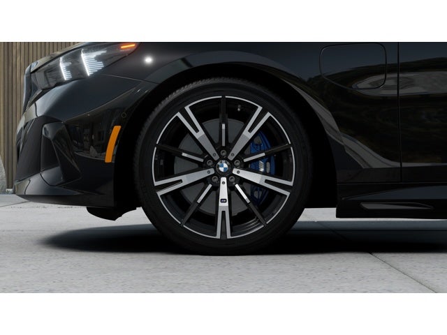 2027 BMW 550e 550e xDrive