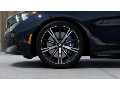 2027 BMW 550e 550e xDrive