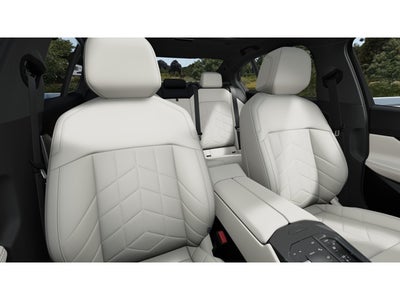 2027 BMW 550e 550e xDrive