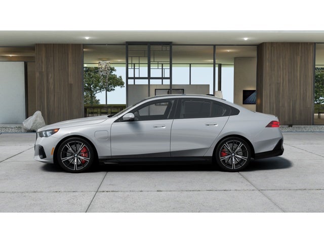 2027 BMW 5 Series 550e xDrive