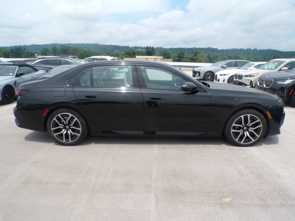 2023 BMW 760i 760i xDrive