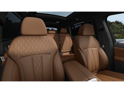 2027 BMW X7 Base