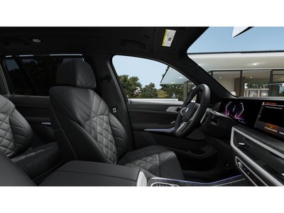 2027 BMW X7 Base