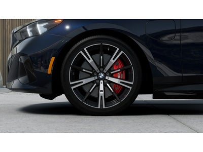 2027 BMW 550e Base
