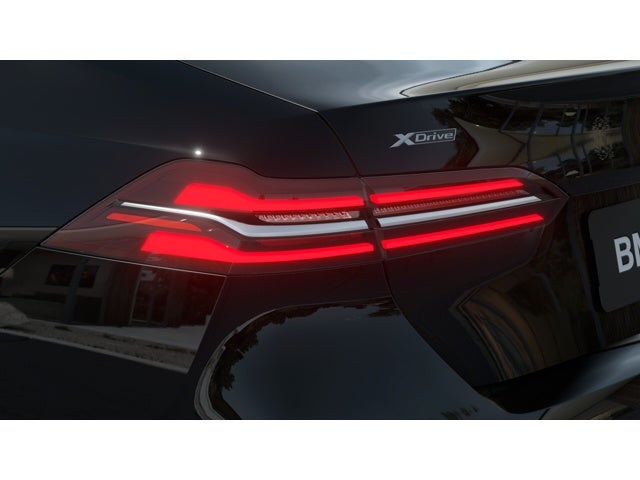 2027 BMW 540i Base