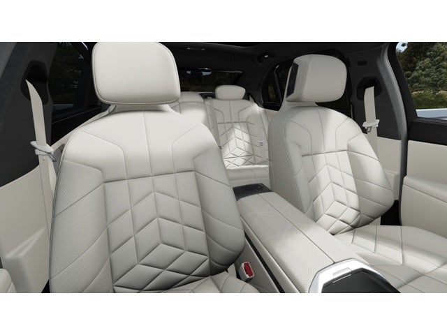 2027 BMW 740i Base