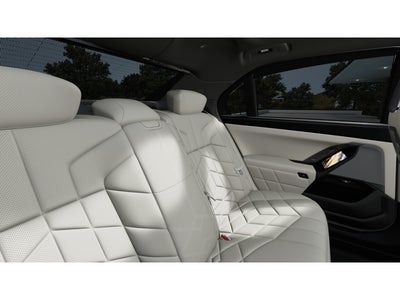 2027 BMW 740i Base