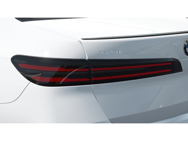 2027 BMW 740i Base