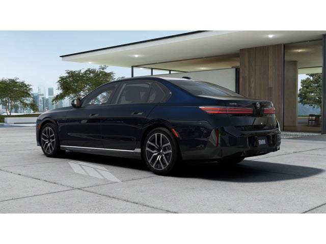 2027 BMW 740i Base