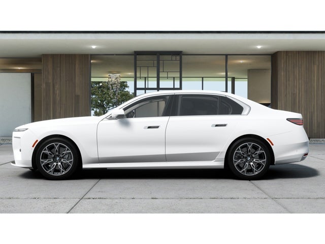 2027 BMW 740i Base