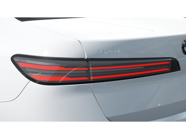2027 BMW 740i Base