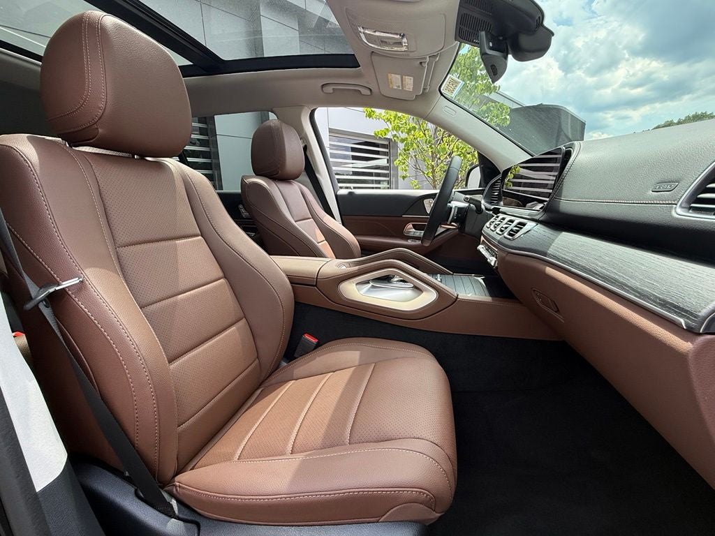 2025 Mercedes-Benz GLS 450 4MATIC®