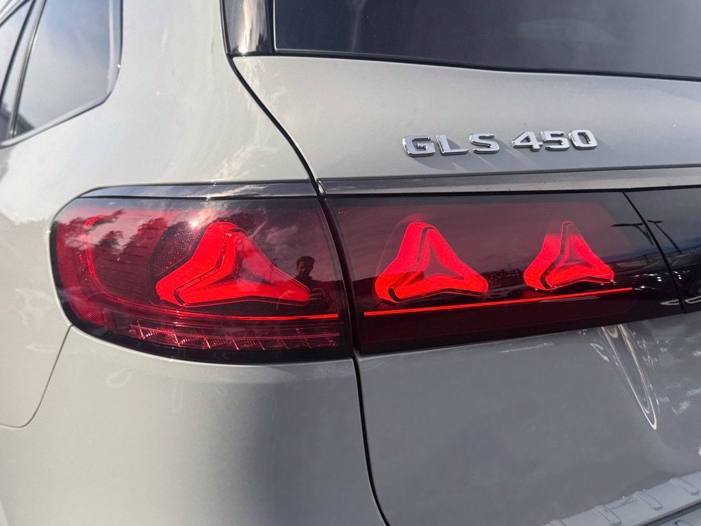 2027 Mercedes-Benz GLS 450 4MATIC®