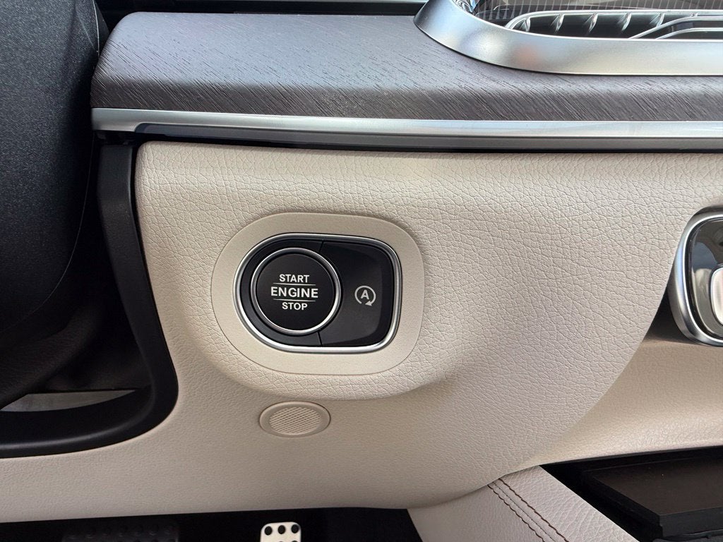 2027 Mercedes-Benz GLS 450 4MATIC®