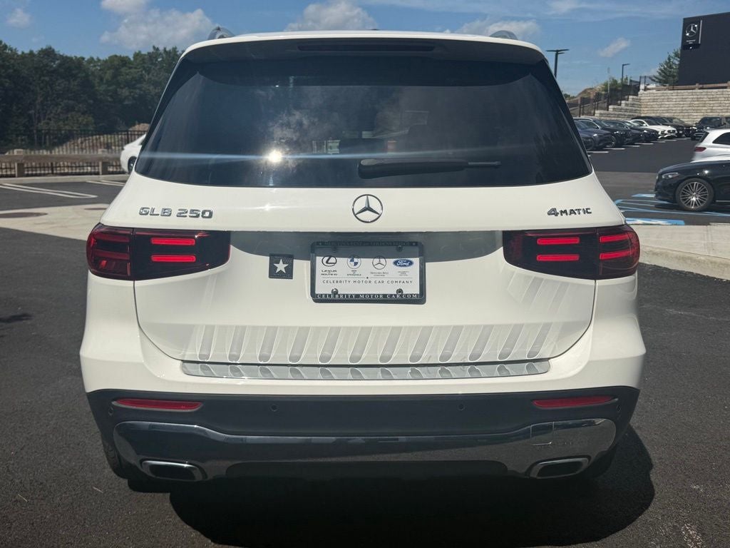 2026 Mercedes-Benz GLB 250 4MATIC®