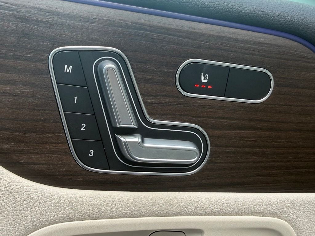 2026 Mercedes-Benz GLB 250 4MATIC®