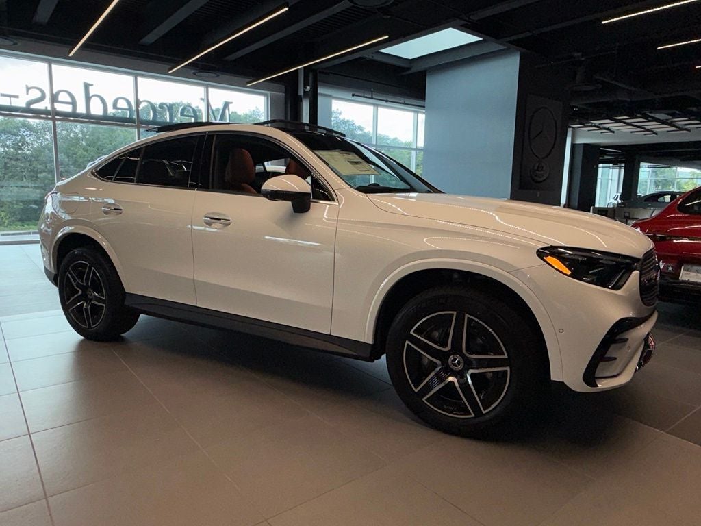 2027 Mercedes-Benz GLC 300 4MATIC®
