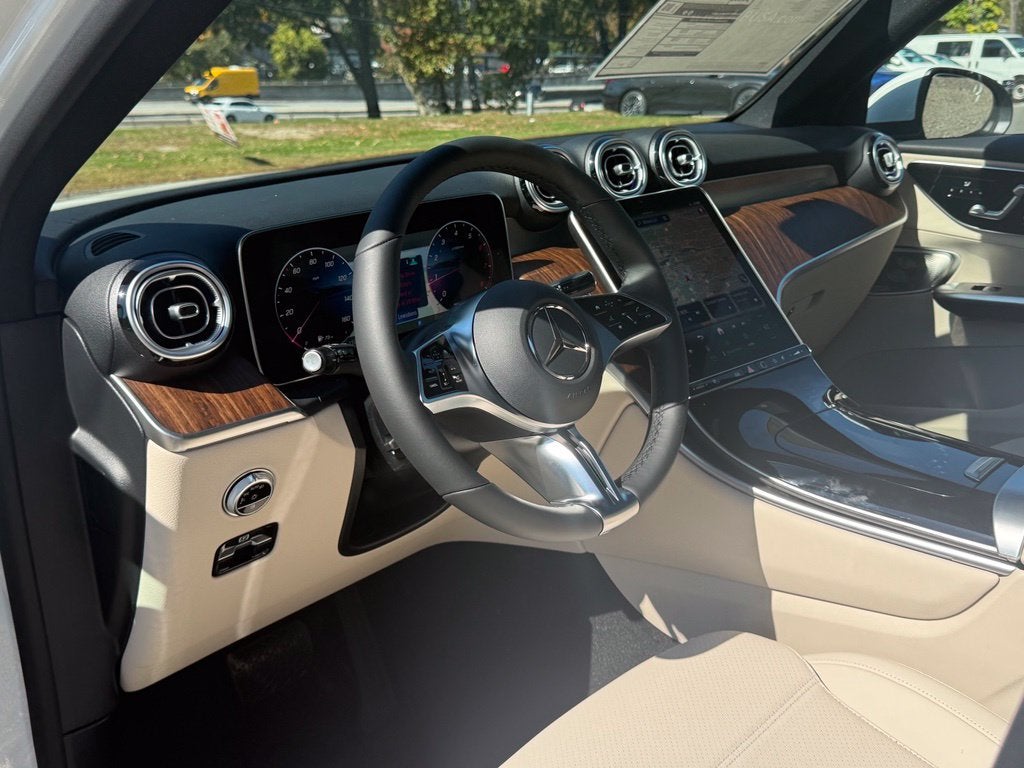 2027 Mercedes-Benz GLC 300 4MATIC®